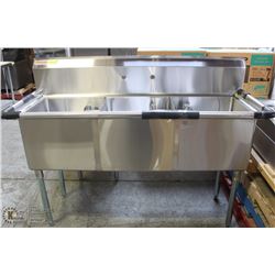 NEW 18" X 18" TRIPLE WELL STAINLESS STEEL SINK
