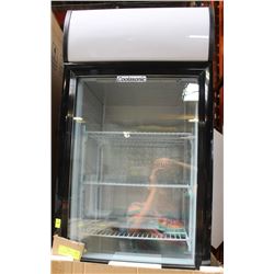 NEW COUNTERTOP COOLER - GLASS DOOR
