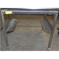 STAINLESS STEEL GRILL STAND