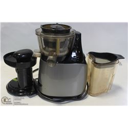 OMEGA MINI-JUICER