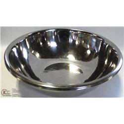 LOT OF THREE 18" STAINLESS STEEL MIXING BOWLS