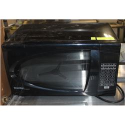 700 WATT DANBY DESIGNER MICROWAVE, NO DISH