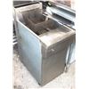 Image 1 : DOUBLE BASKET 130000 BTU QUEST DEEP FRYER