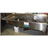 Image 1 : STAINLESS STEEL 3 WELL SINK.