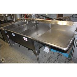 LARGE 3 WELL STAINLESS STEEL COMMERCIAL SINK