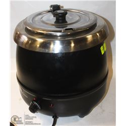 COMMERCIAL SOUP POT