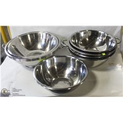 LOT OF ASSORTED STAINLESS STEEL BOWLS & COLANDERS