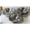 Image 1 : LOT OF ASSORTED STAINLESS STEEL BOWLS & COLANDERS