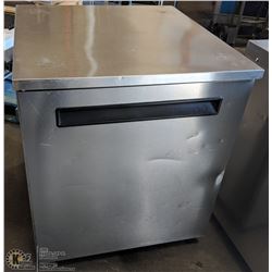 DELFIELD 27" UNDERCOUNTER COOLER K401