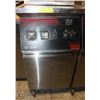 Image 2 : RJ-2000 ELECTRIC FRYER WITH ATTACHMENTS,