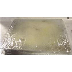 GROUP OF 4 20"X15"X0.5" PLASTIC CUTTING BOARDS
