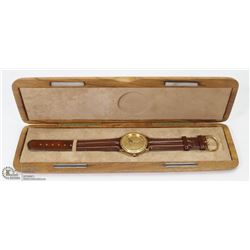 CANADA GOOSE WRIST WATCH IN WOODEN CASE
