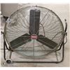 Image 1 : DAYTON FLOOR FAN