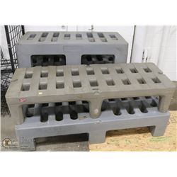 GROUP OF 5 PLASTIC WORKOUT STEPS