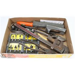 ESTATE TOOL LOT INCLUDES ROUTER BITS & MORE