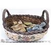 Image 1 : WICKER BASKET WITH SOAPSTONE FIGURINES, WOODEN