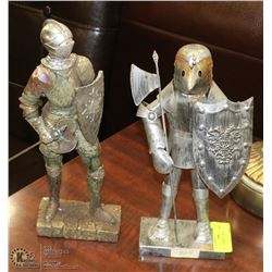 PAIR OF KNIGHT FIGURES 11" TALL