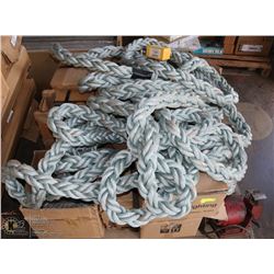 PALLET WITH HEAVY DUTY ROPE, TOOLS AND MORE