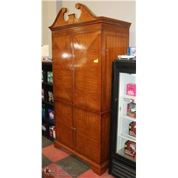 VINTAGE WOOD ARMOIRE. 41"X24"X59"H