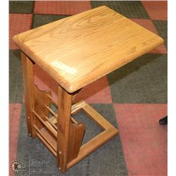 18X13X21"H SOLID OAK END TABLE. FURNITURE