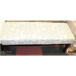 FLORAL DESIGN FABRIC BENCH SEAT 44 X 16 X 18