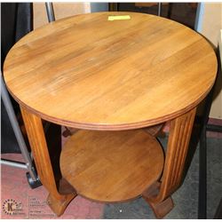 SOLID WOOD END TABLE