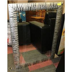 DECORATIVE WALL MIRROR 32 X 40