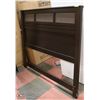 Image 1 : QUEEN SIZE HEADBOARD