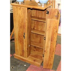 SHELF MEDIA STORAGE WITH ADDITIONAL