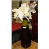 Image 1 : SHOWHOME DECORATIVE VASE WITH FLORAL DISPLAY 43"