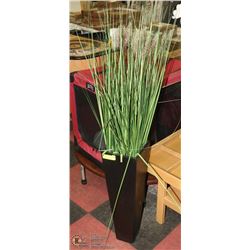 SHOWHOME DECORATIVE VASE WITH GRASS DISPLAY 52"