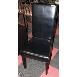 BLACK LEATHERETTE SIDECHAIR
