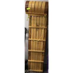 VINTAGE 4/5 PERSON TWO TONED WOOD TOBOGGAN.