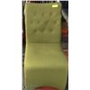 Image 2 : MODERN GREEN HIGHBACK CHAIR