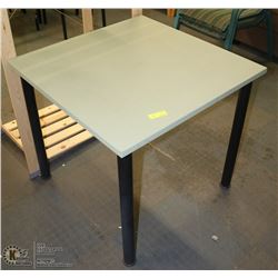 GREEN SQUARE TABLE