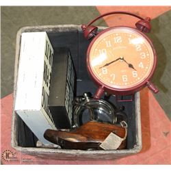 LOT OF SHOWHOME ITEMS, INCLUDES METAL CLOCK, WORD