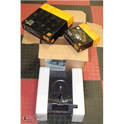 SLIDE PROJECTOR WITH LIGHT BOARD