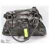 Image 1 : WOMENS METALLIC GREY SHOULDER BAG / PURSE