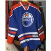 Image 1 : TAYLOR HALL EDMONTON OILERS JERSEY SZ YOUTH L/XL