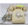 Image 1 : VINTAGE ROTARY PHONE