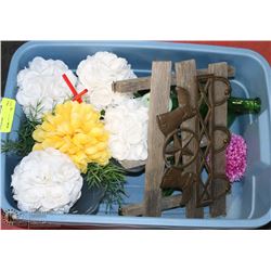 SHOWHOME FLAT OF ORNAMENTS