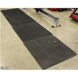LOT OF 4 ANTI FATIGUE MATTS, 3FT X 3FT EACH