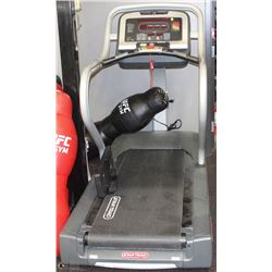 STAR TRAC-E TRX MODEL TREADMILL