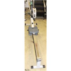 CONCEPT 2 ROWING MACHINE