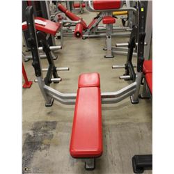 STAR TRAC BENCH PRESS