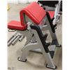 Image 1 : STAR TRAC CURL BENCH