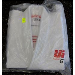 KID'S UFC JIU JITSU GI - SIZE 0