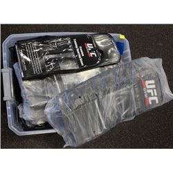 TOTE OF UFC TRAINING/SPARRING GLOVE POUCHES