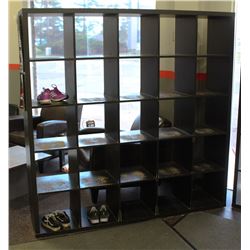 25 CUBBY SHOE RACK