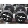 Image 1 : PAIR OF UFC 42.5LB DUMBBELLS
